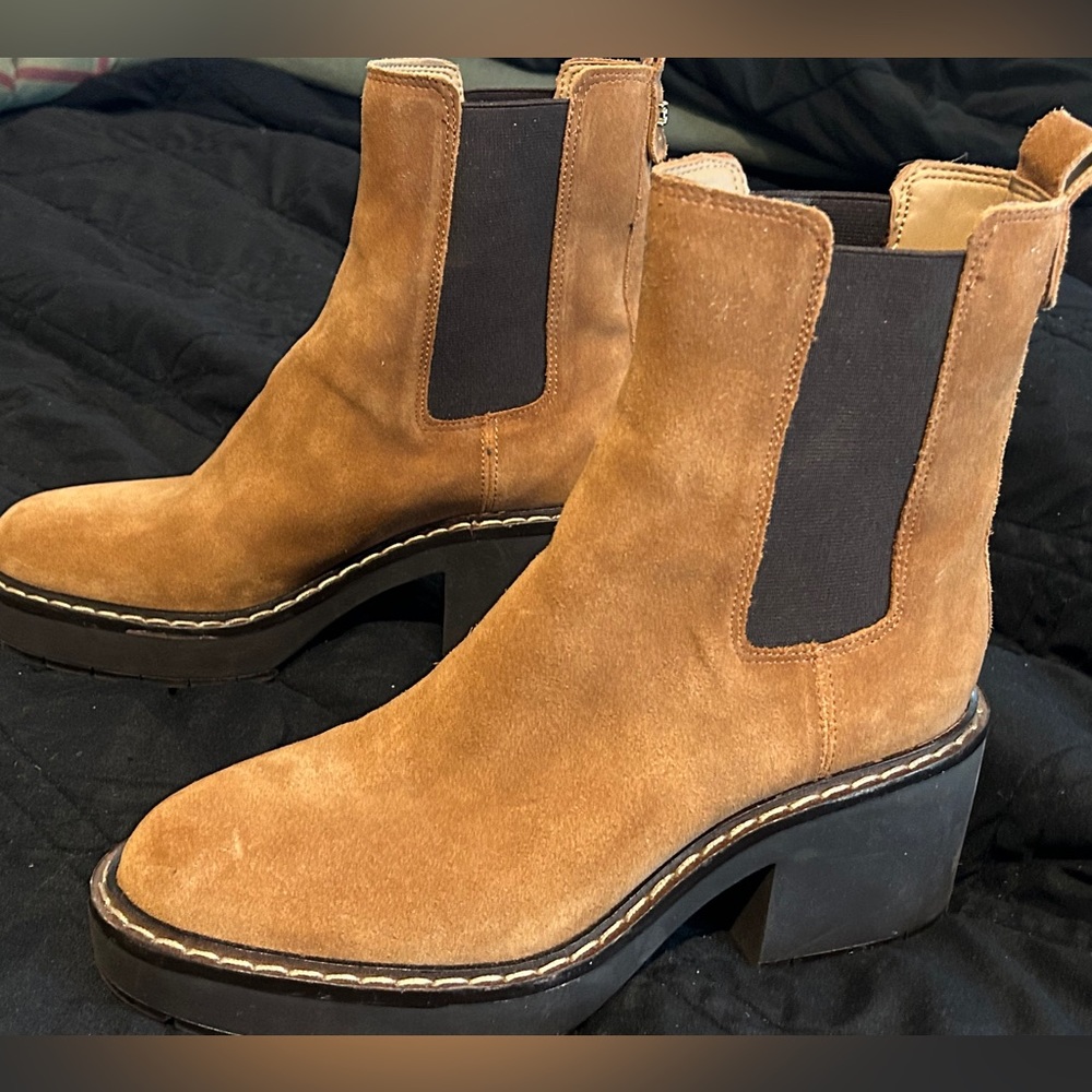 Sam Edelman Chelsea Boots